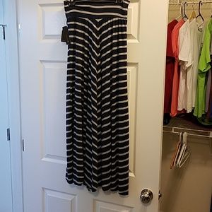 SUPER COMFY Navy blue and gray striped maxi skirt